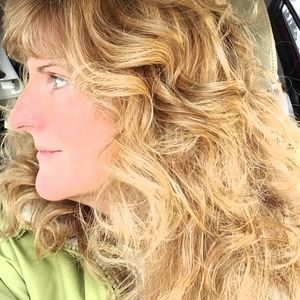 Meet your Posher, Stacie